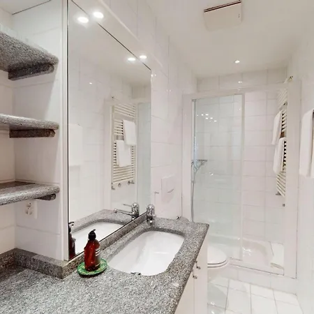 Residenza Engiadina 실파플라나